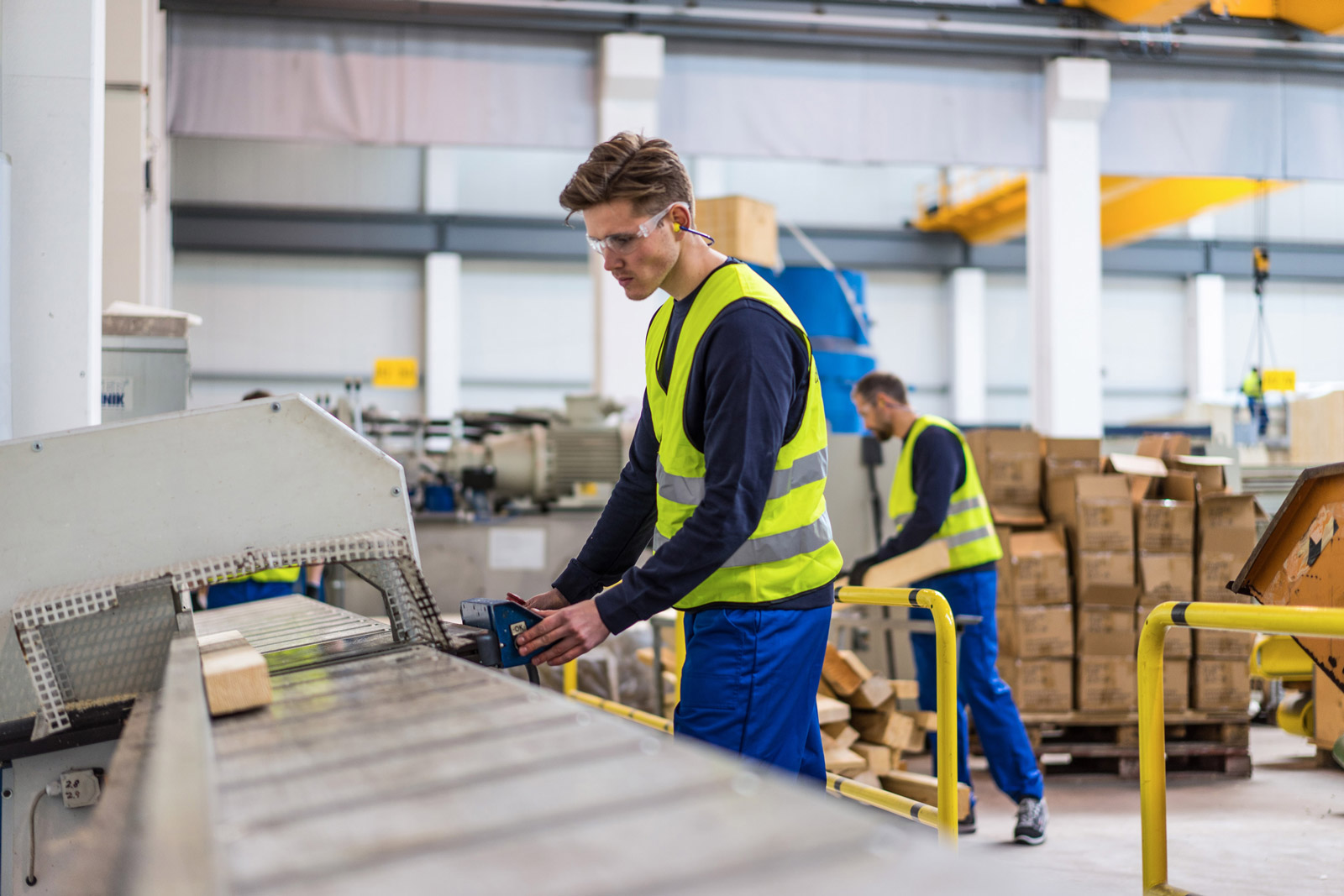 Holzbearbeitungsmechaniker (Kisten und Palettenbau) bei duisport