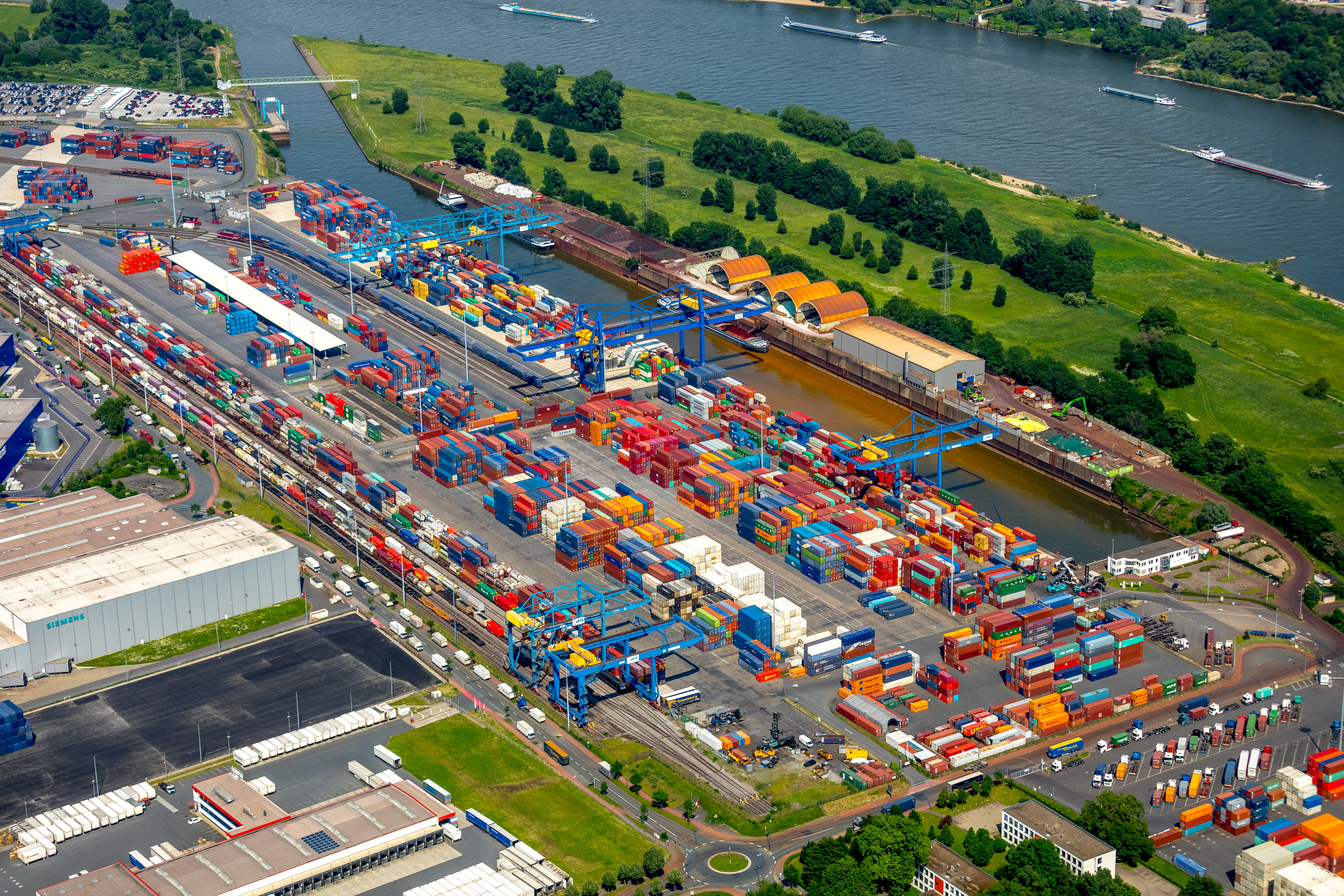 Containerterminals D3T Und DIT Logport I duisport